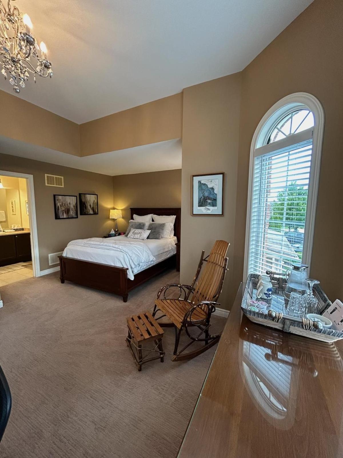Willow Pond Satellite B&B ポートペリー エクステリア 写真