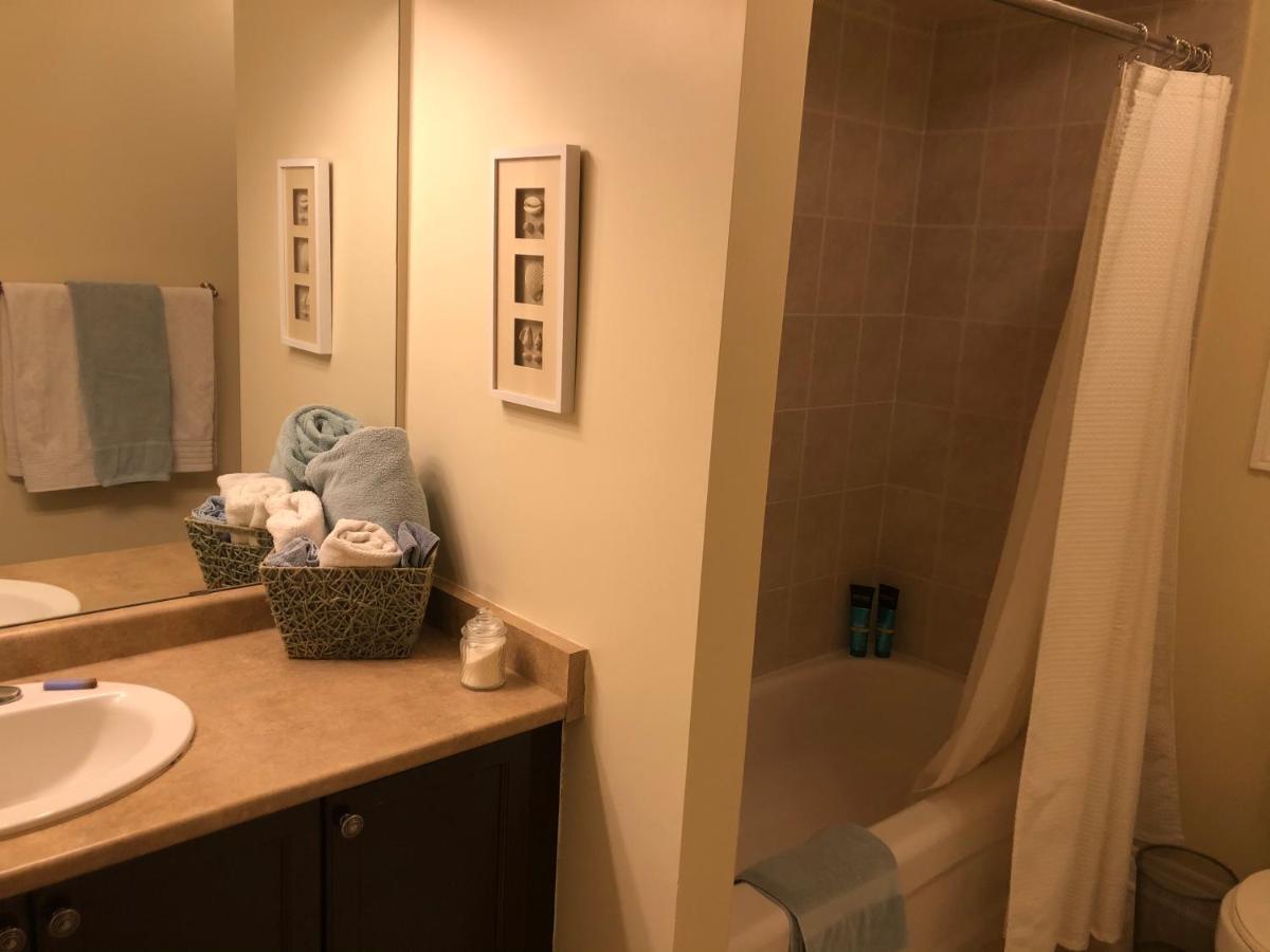 Willow Pond Satellite B&B ポートペリー エクステリア 写真
